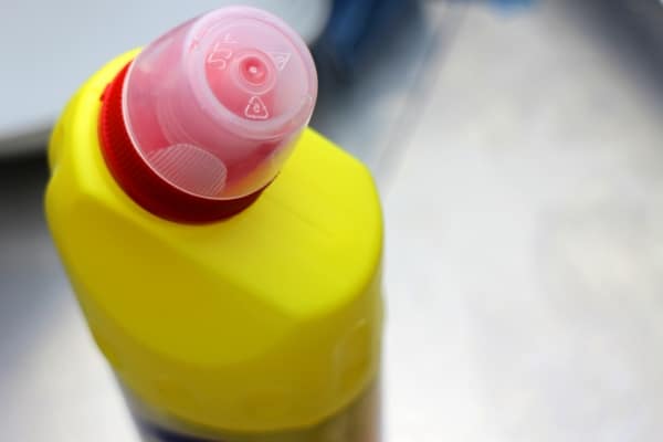 Household Cleaners That Can Endanger Your Family